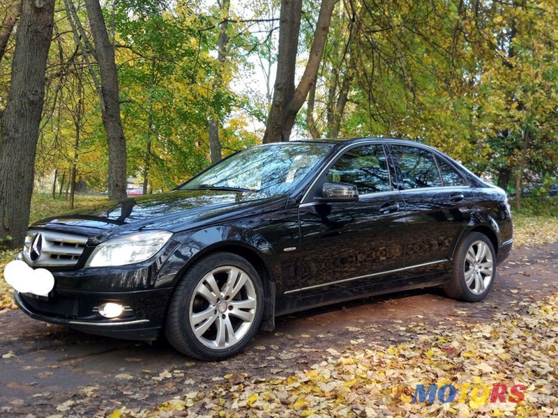 2009' Mercedes-Benz C Класс photo #1