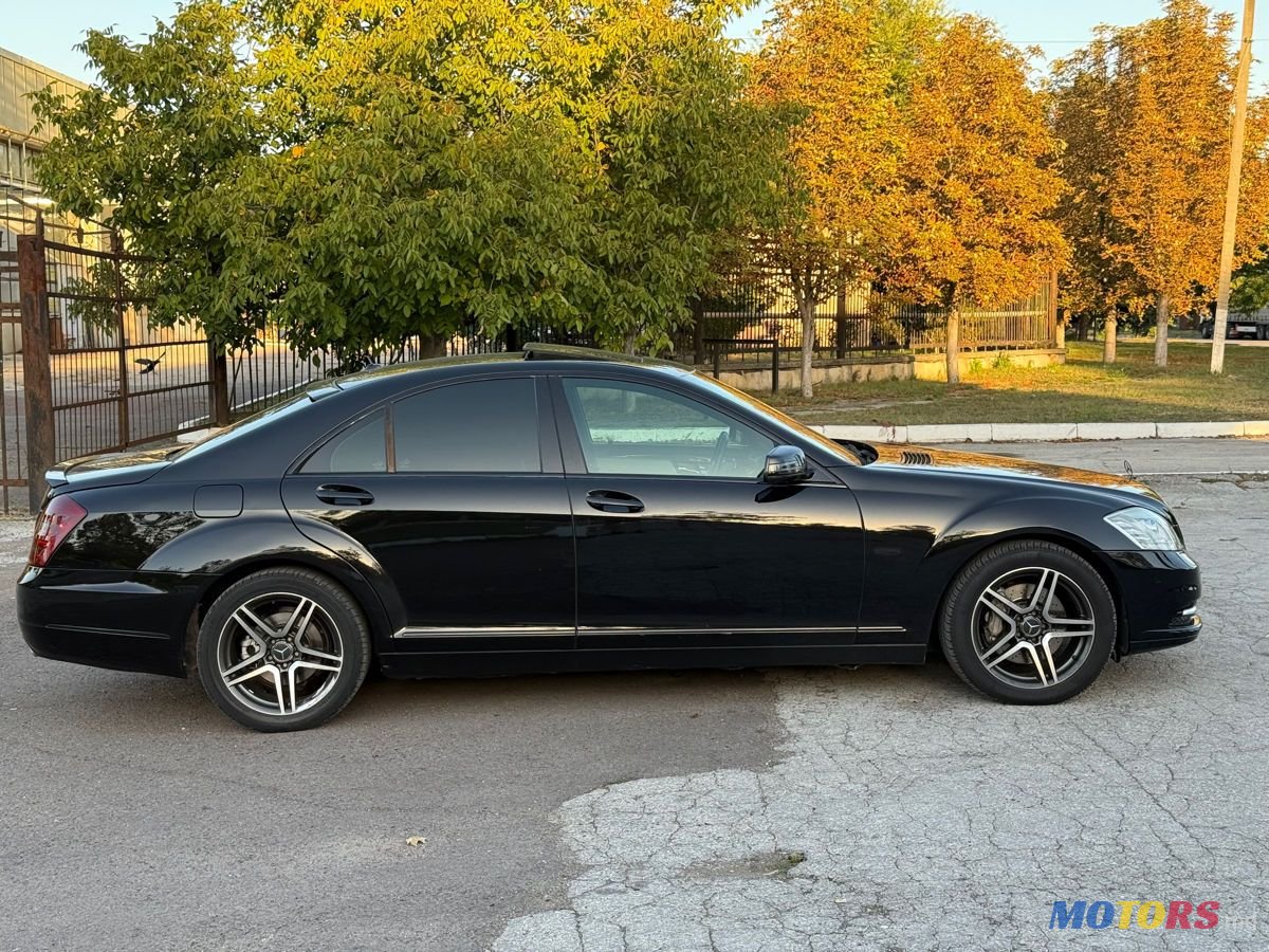 2010' Mercedes-Benz S-Class photo #5