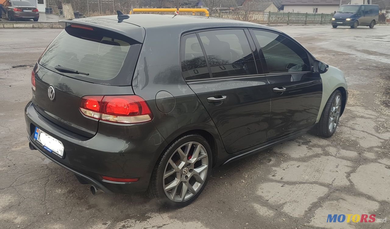 2013' Volkswagen Golf photo #2