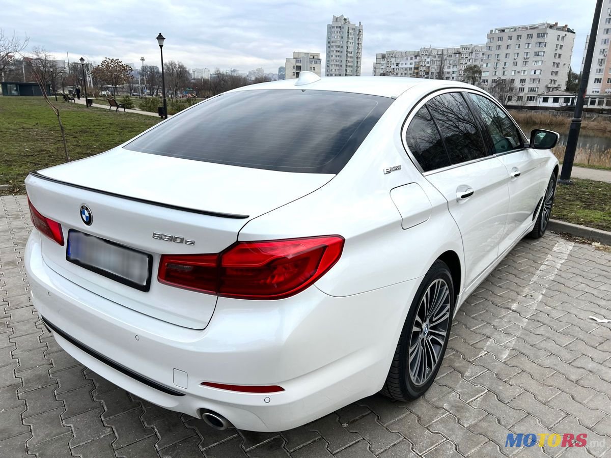 2018' BMW 5 Series photo #5