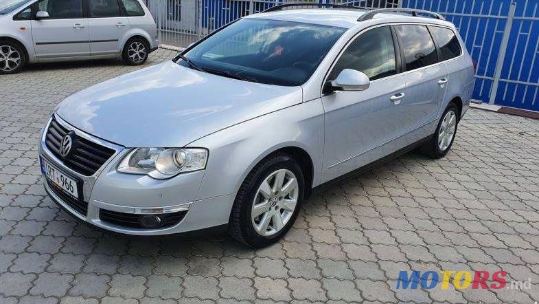 2010' Volkswagen Passat photo #1