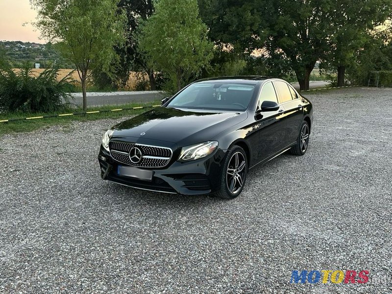 2018' Mercedes-Benz E-Class photo #3