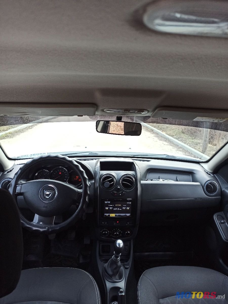 2015' Dacia Duster photo #4