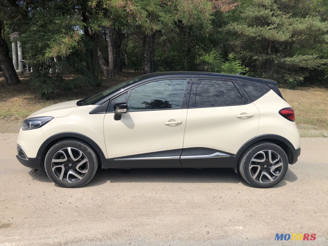 2014' Renault Captur photo #5