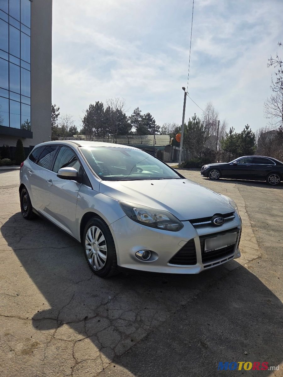 2012' Ford Focus photo #1