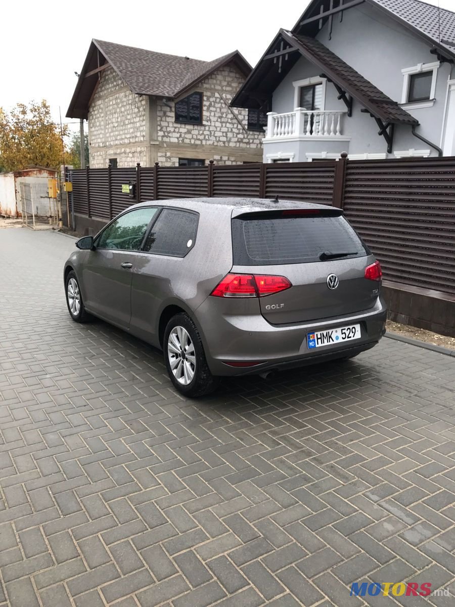 2014' Volkswagen Golf photo #4