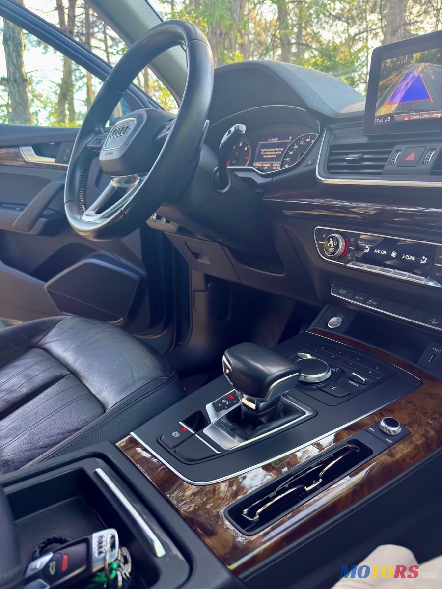 2018' Audi Q5 photo #5