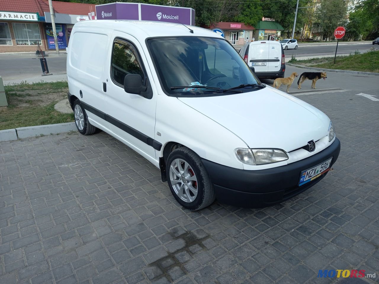 2002' Peugeot Partner photo #2