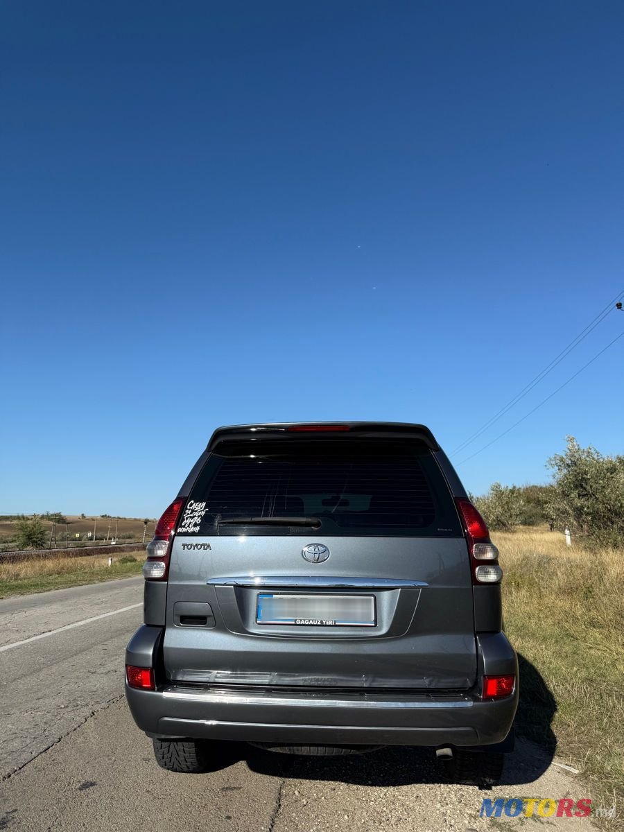 2006' Toyota Land Cruiser Prado photo #3