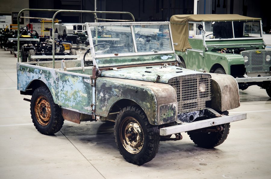 Land Rover вернул на дорогу выставочный внедорожник 1948 года