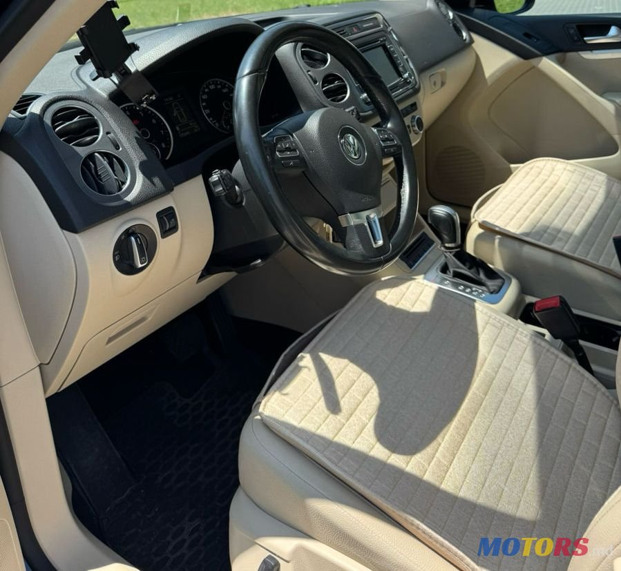 2014' Volkswagen Tiguan photo #1