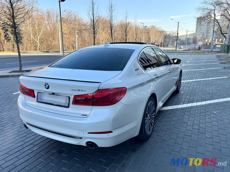 2017' BMW 5 Series photo #6