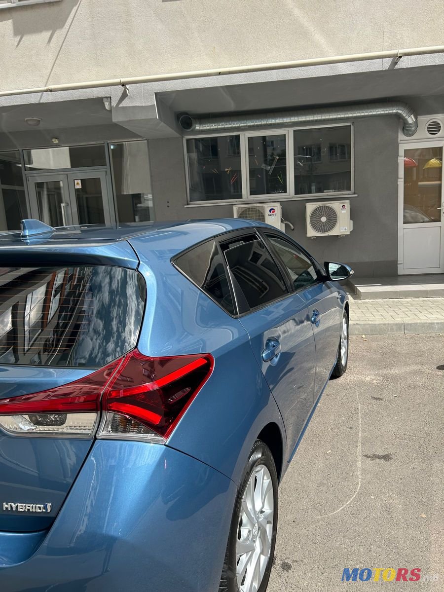 2016' Toyota Auris photo #4