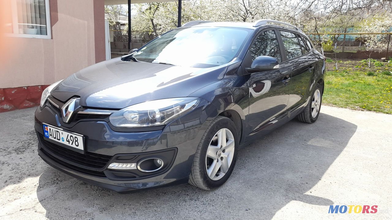 2013' Renault Megane photo #2