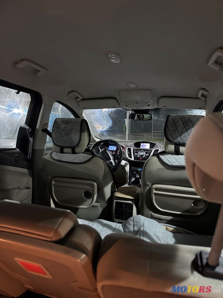 2013' Ford C-MAX photo #5