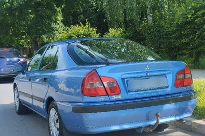 2000' Mitsubishi Carisma