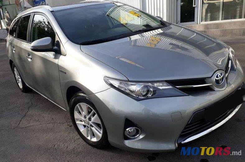 2014' Toyota Auris photo #1