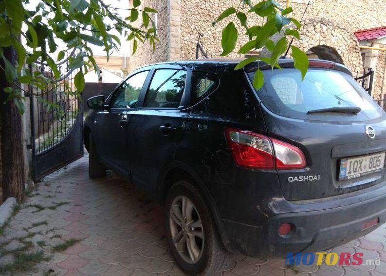 2013' Nissan Qashqai photo #2