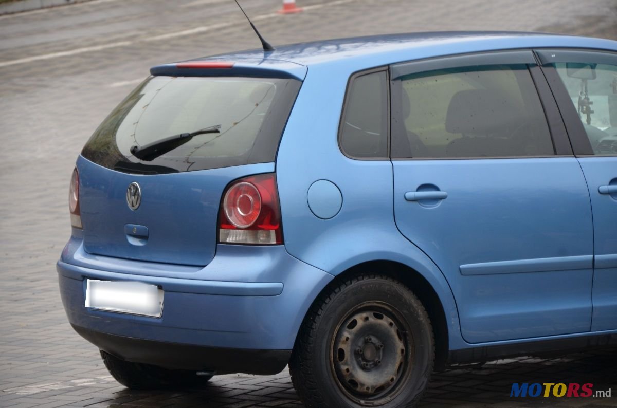 2008' Volkswagen Polo photo #4