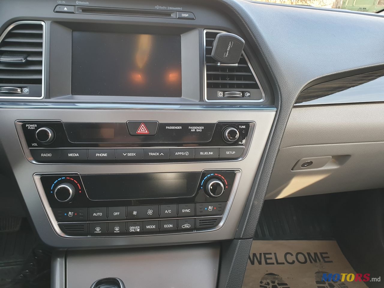 2017' Hyundai Sonata photo #3