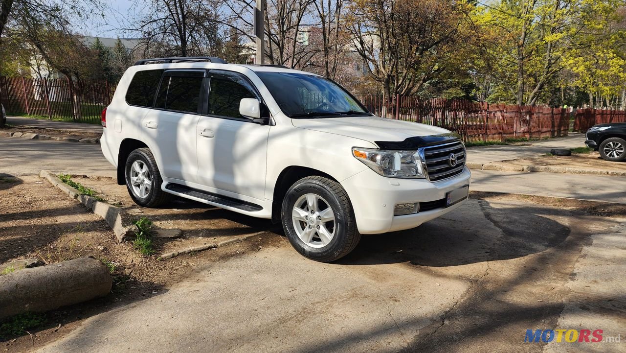 2008' Toyota Land Cruiser photo #4