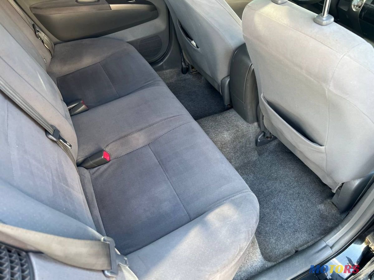 2008' Toyota Prius photo #6