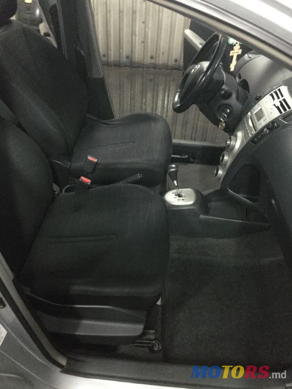 2007' Toyota Yaris photo #3