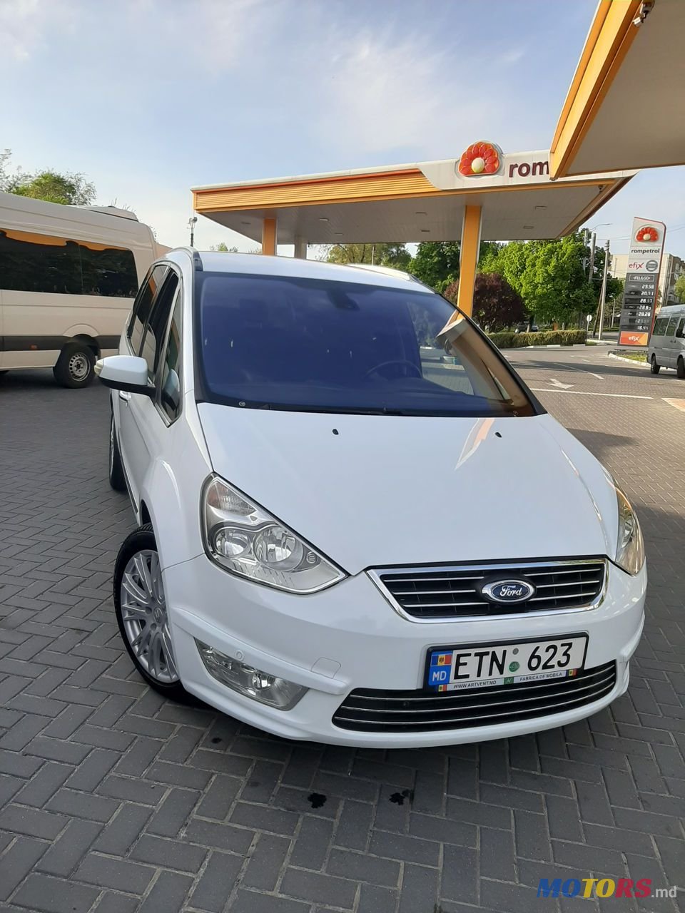 2010' Ford Galaxy photo #1