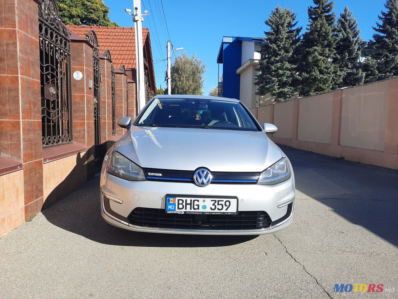 2014' Volkswagen Golf photo #2