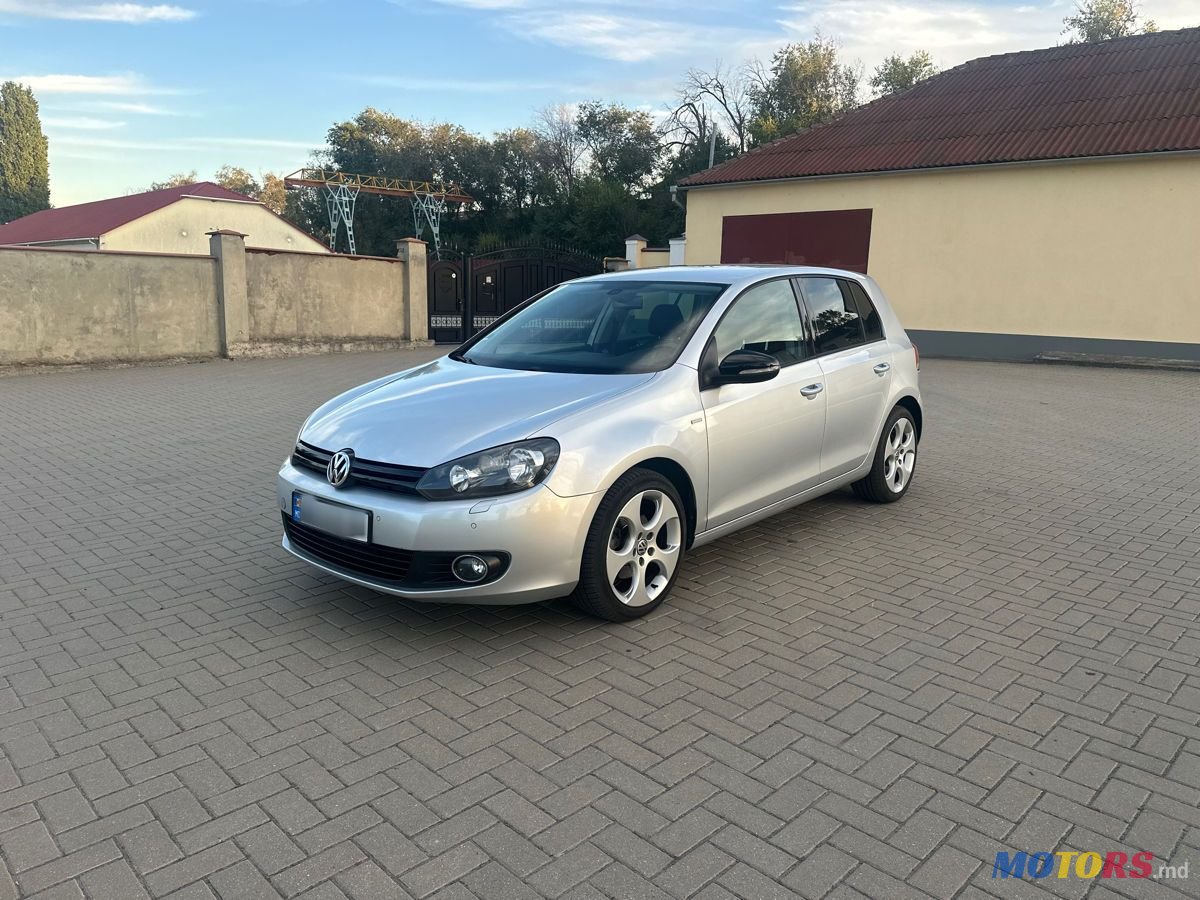 2012' Volkswagen Golf photo #1