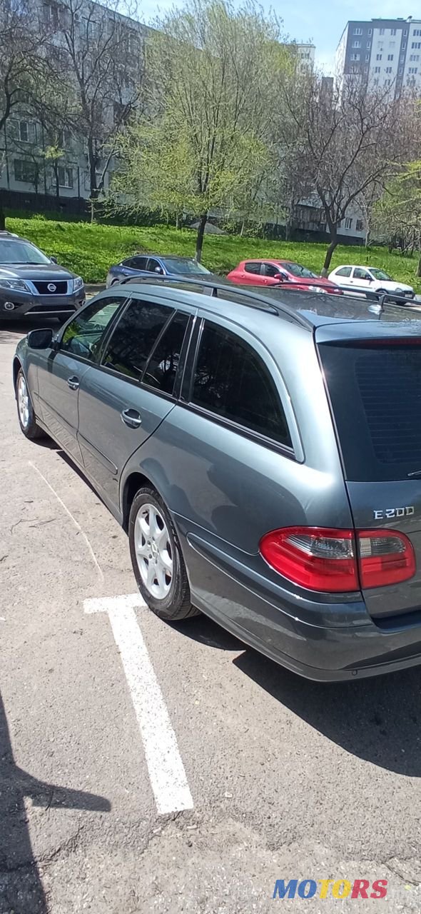 2007' Mercedes-Benz E Класс photo #3