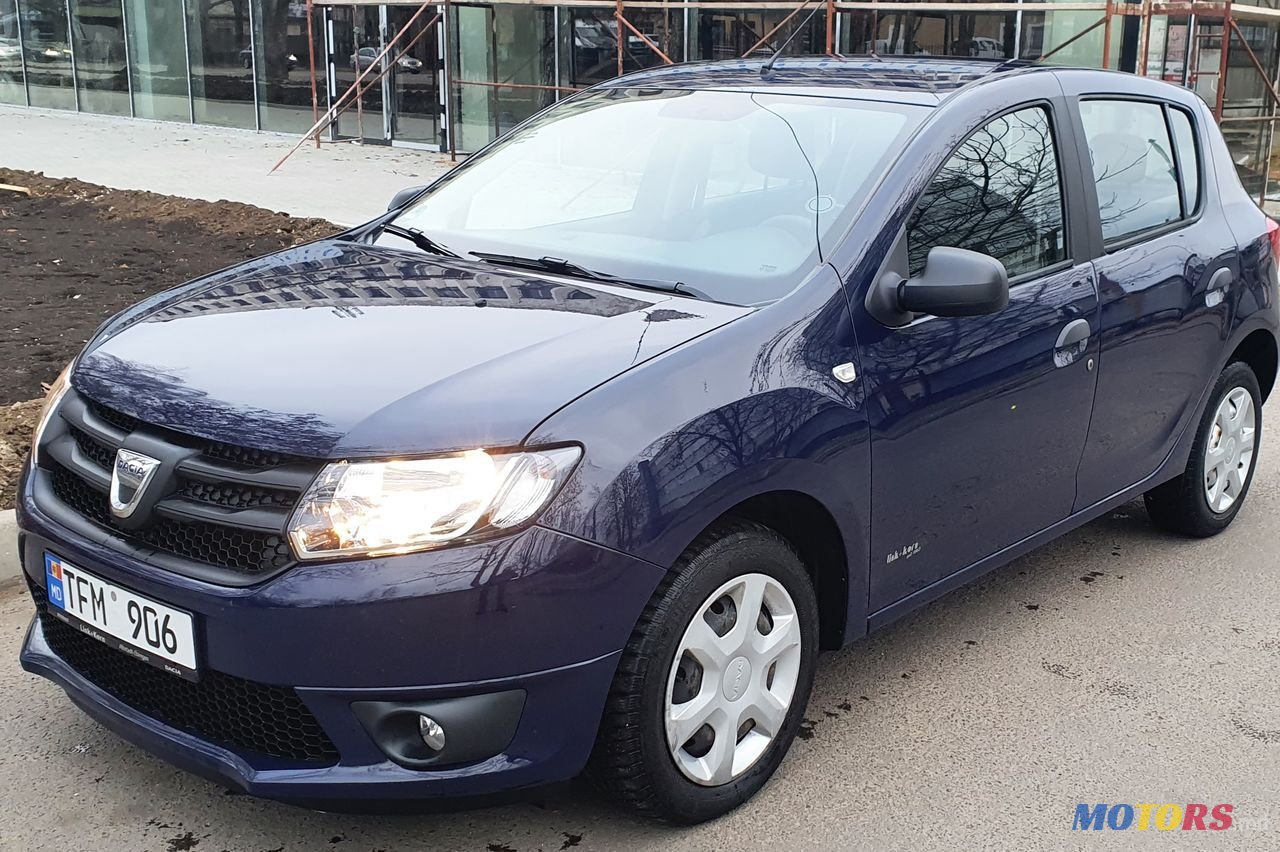 2016' Dacia Sandero photo #2