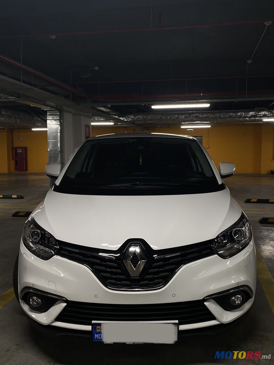 2017' Renault Scenic photo #1