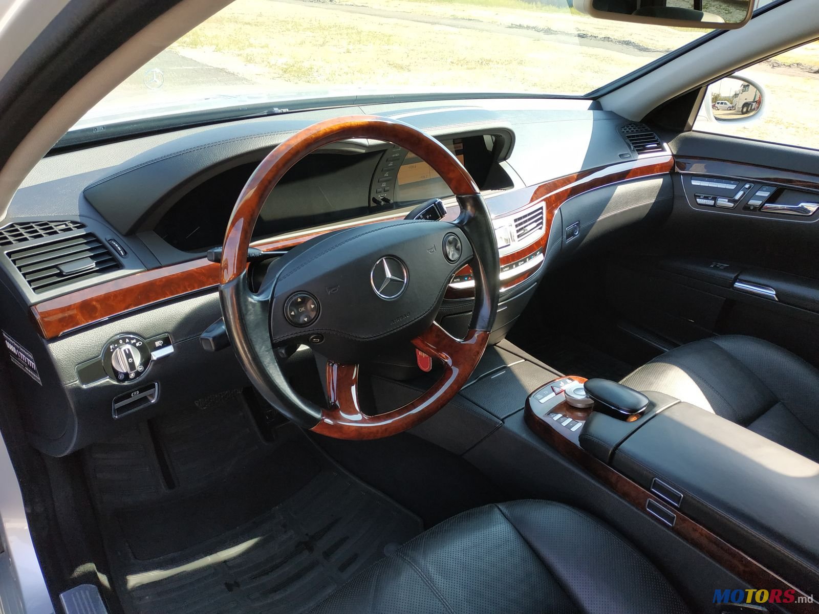 2007' Mercedes-Benz W221 S350long photo #1