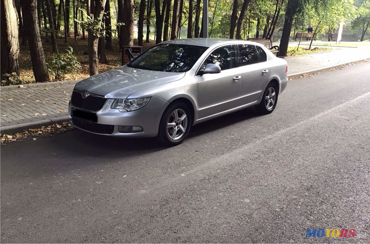 2010' Skoda Superb photo #1