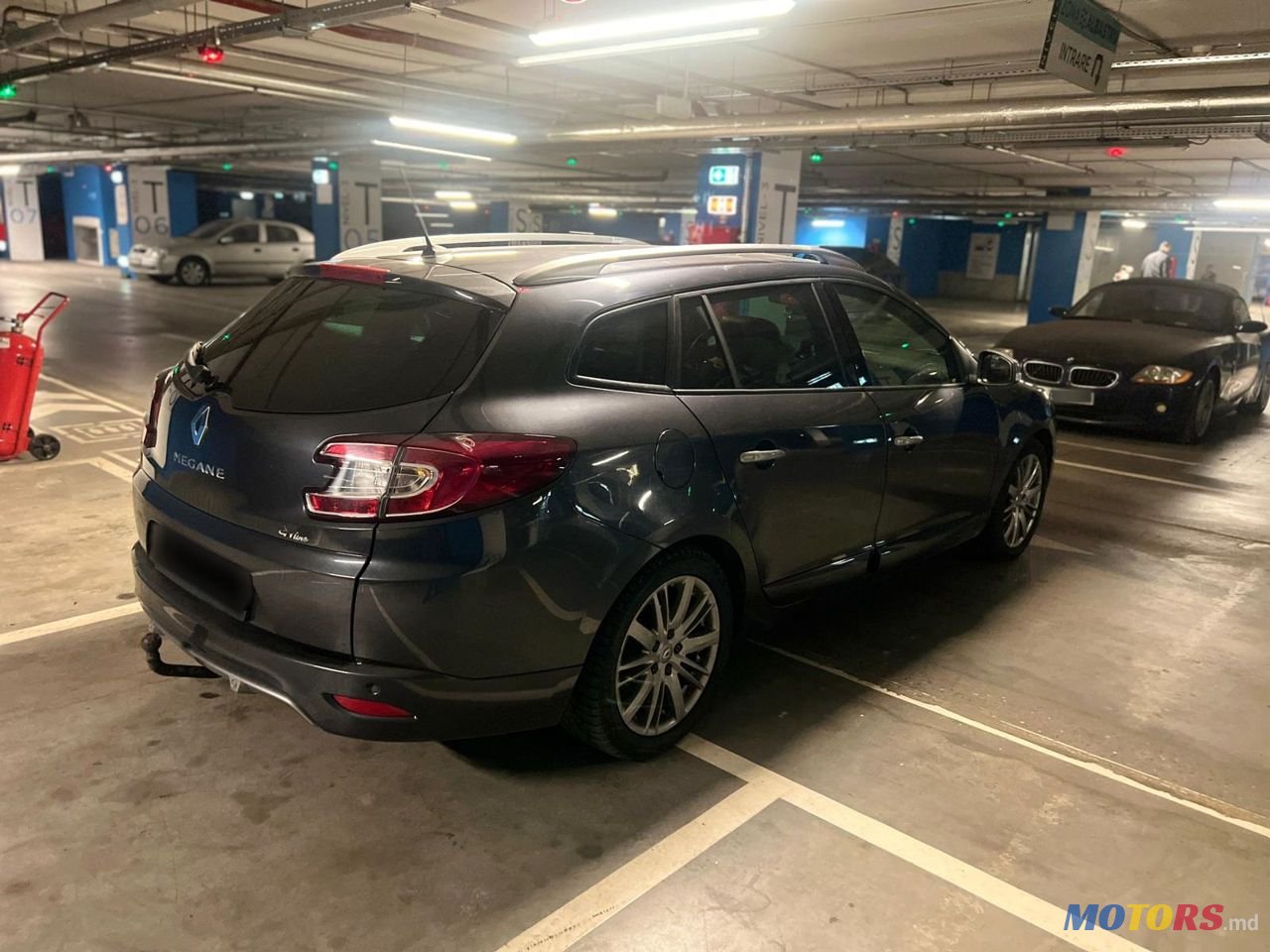 2012' Renault Megane photo #4