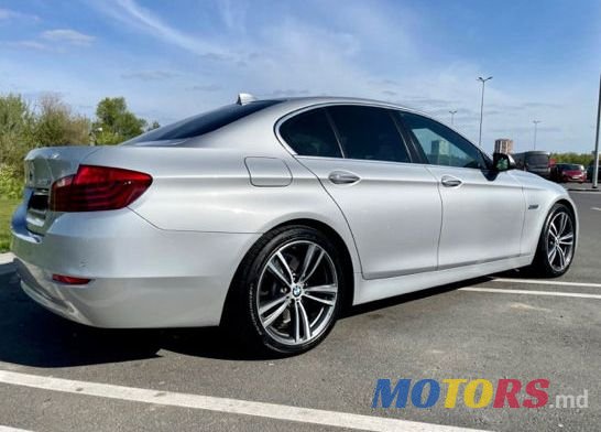 2016' BMW 5 Series photo #5