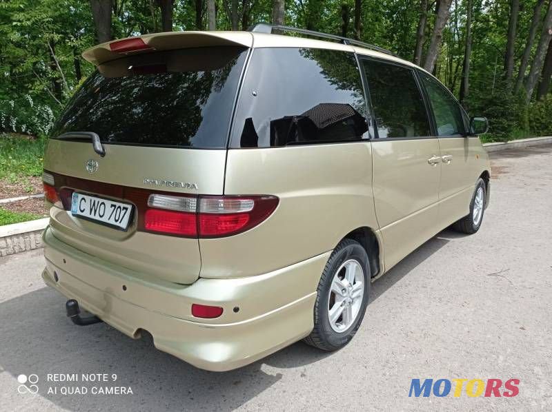 2001' Toyota Previa photo #4