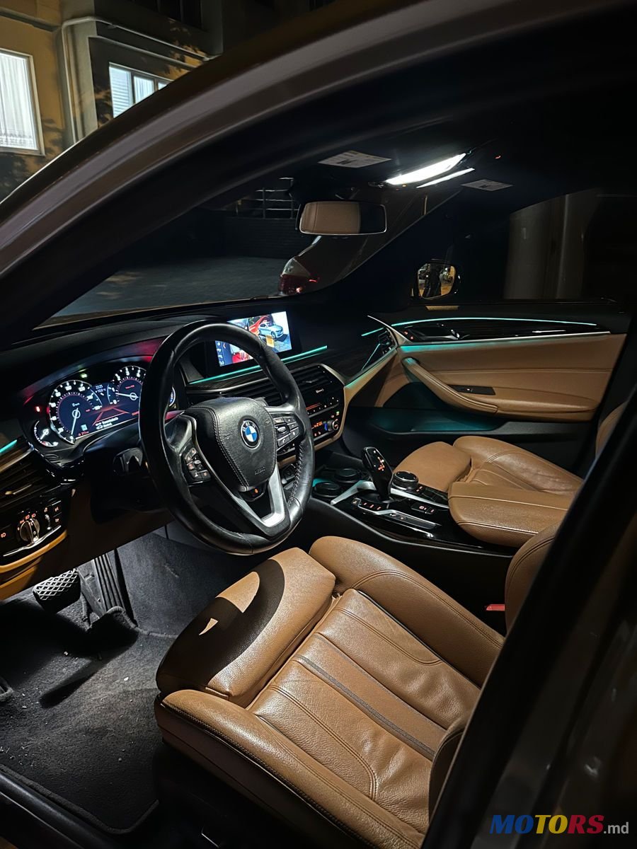 2017' BMW 5 Series photo #5