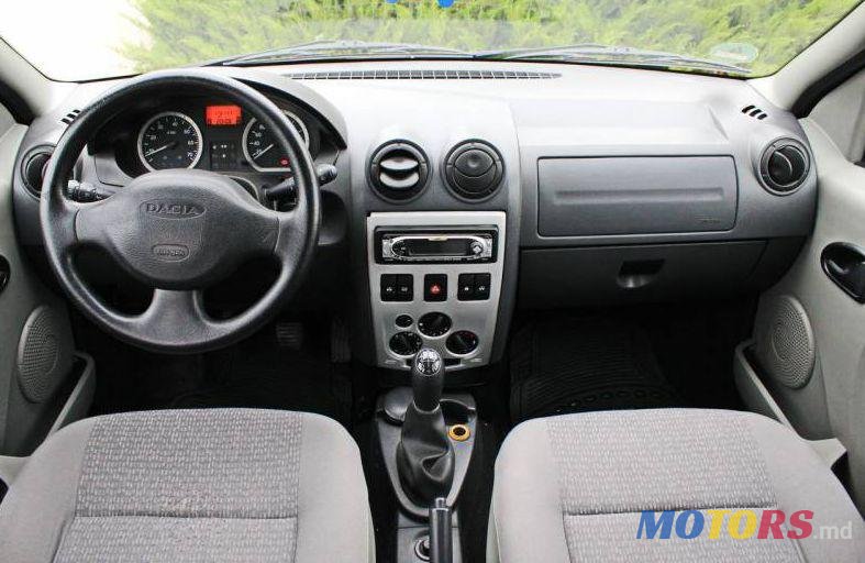 2008' Dacia Logan Mcv photo #2