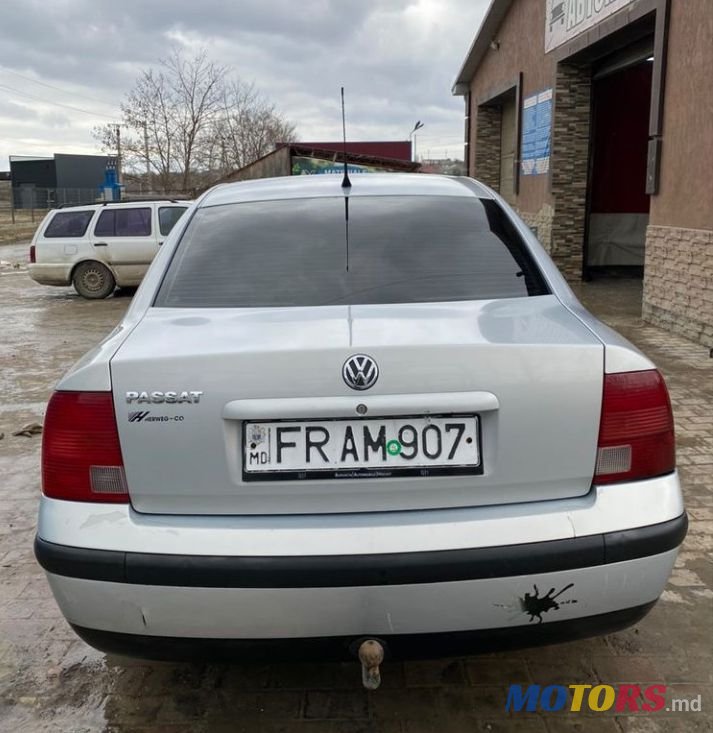 1999' Volkswagen Passat photo #3