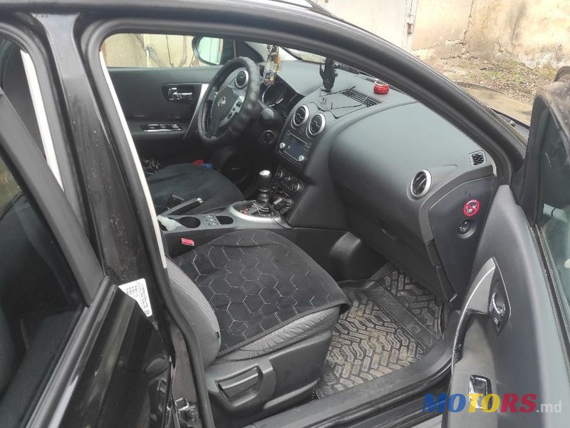 2011' Nissan Qashqai photo #2