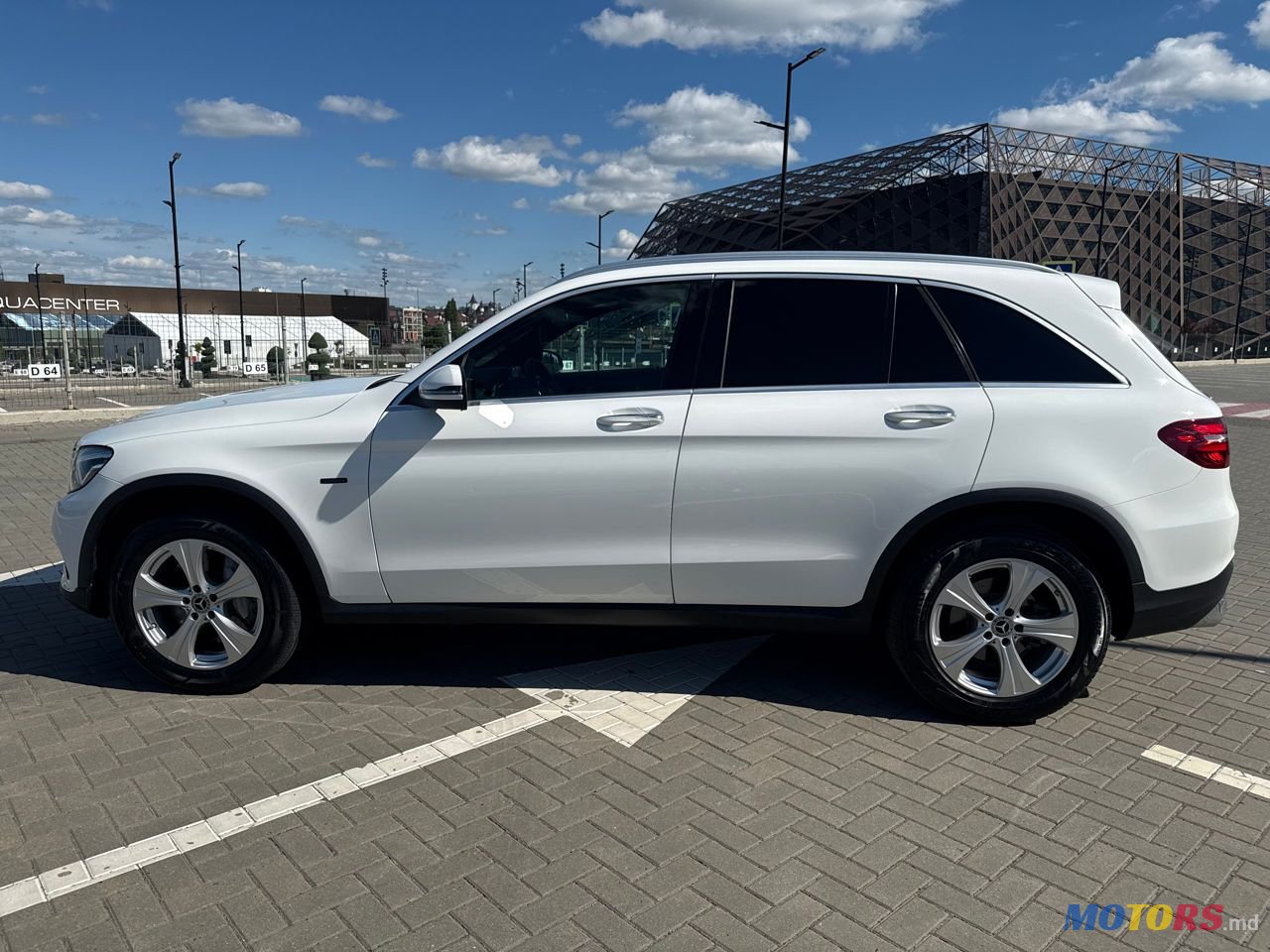2018' Mercedes-Benz GLC photo #5