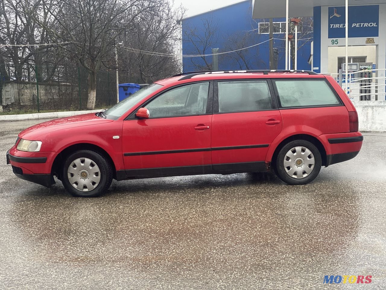 1998' Volkswagen Passat photo #2