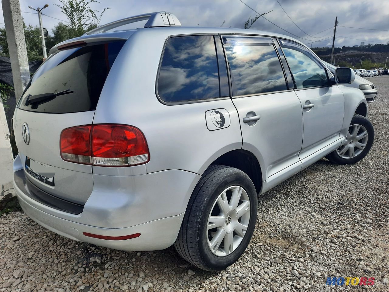 2005' Volkswagen Touareg photo #3