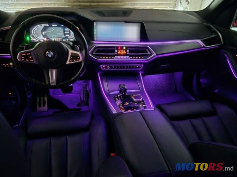 2022' BMW X5 photo #2