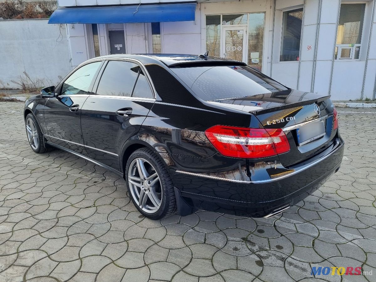 2012' Mercedes-Benz E-Class photo #4