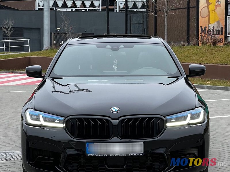 2018' BMW 5 Series photo #2