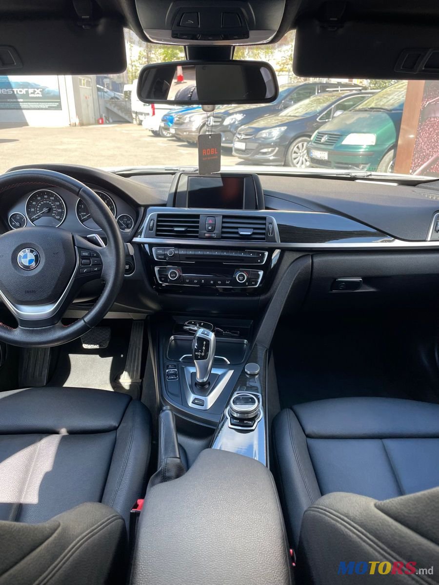 2018' BMW 3 Series photo #4