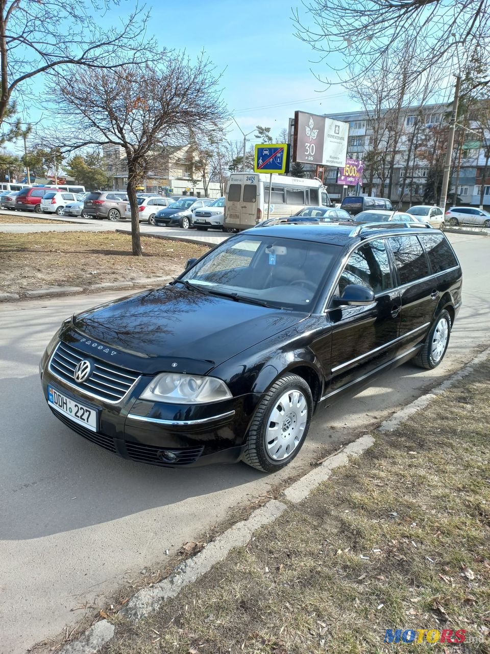 2005' Volkswagen Passat photo #3